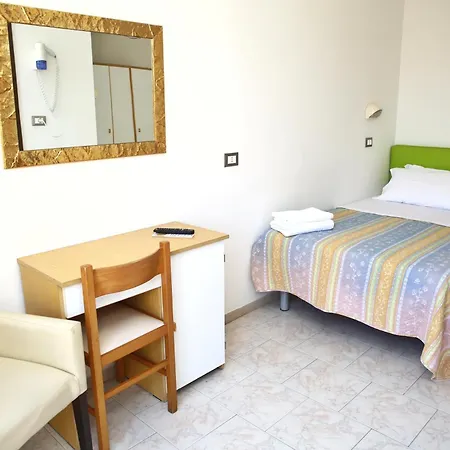 Kristalex Pet Friends Hotel-2
